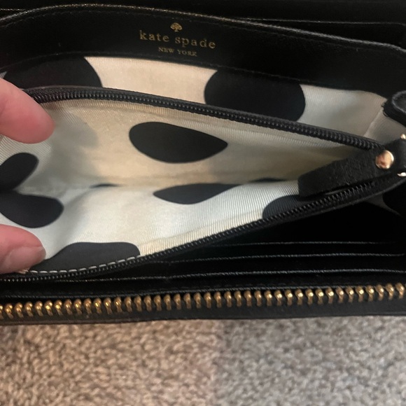 Kate Spade Wallet - Picture 4 of 7